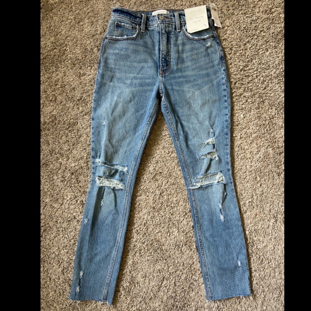 AF The Highrise Skinny 26/2R Brand New